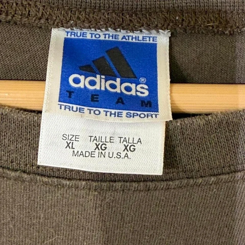 adidas brown red
